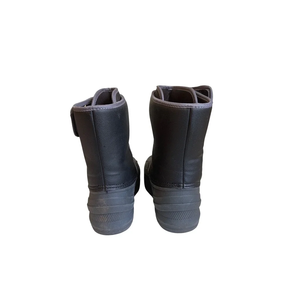 Cat & Jack Kids Black Grey Thermolite Insulated Winter Snow Boots Size 2